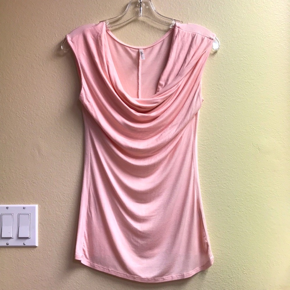 Sisi women’s sleeveless top